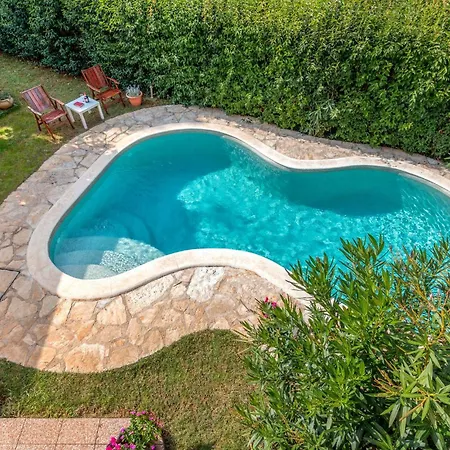Beautiful Apartment In Pula With Wifi *