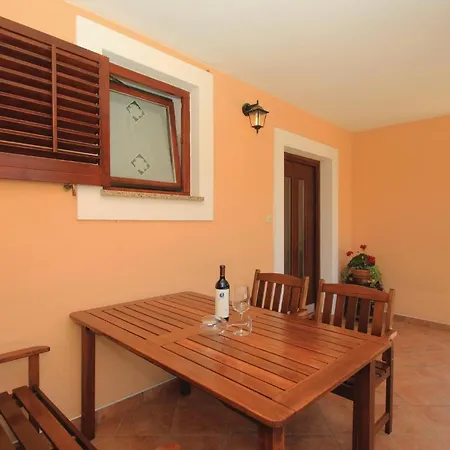 Apartamento Beautiful In With Wifi