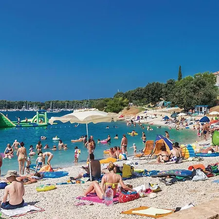 Beautiful In With Wifi Apartment Pula